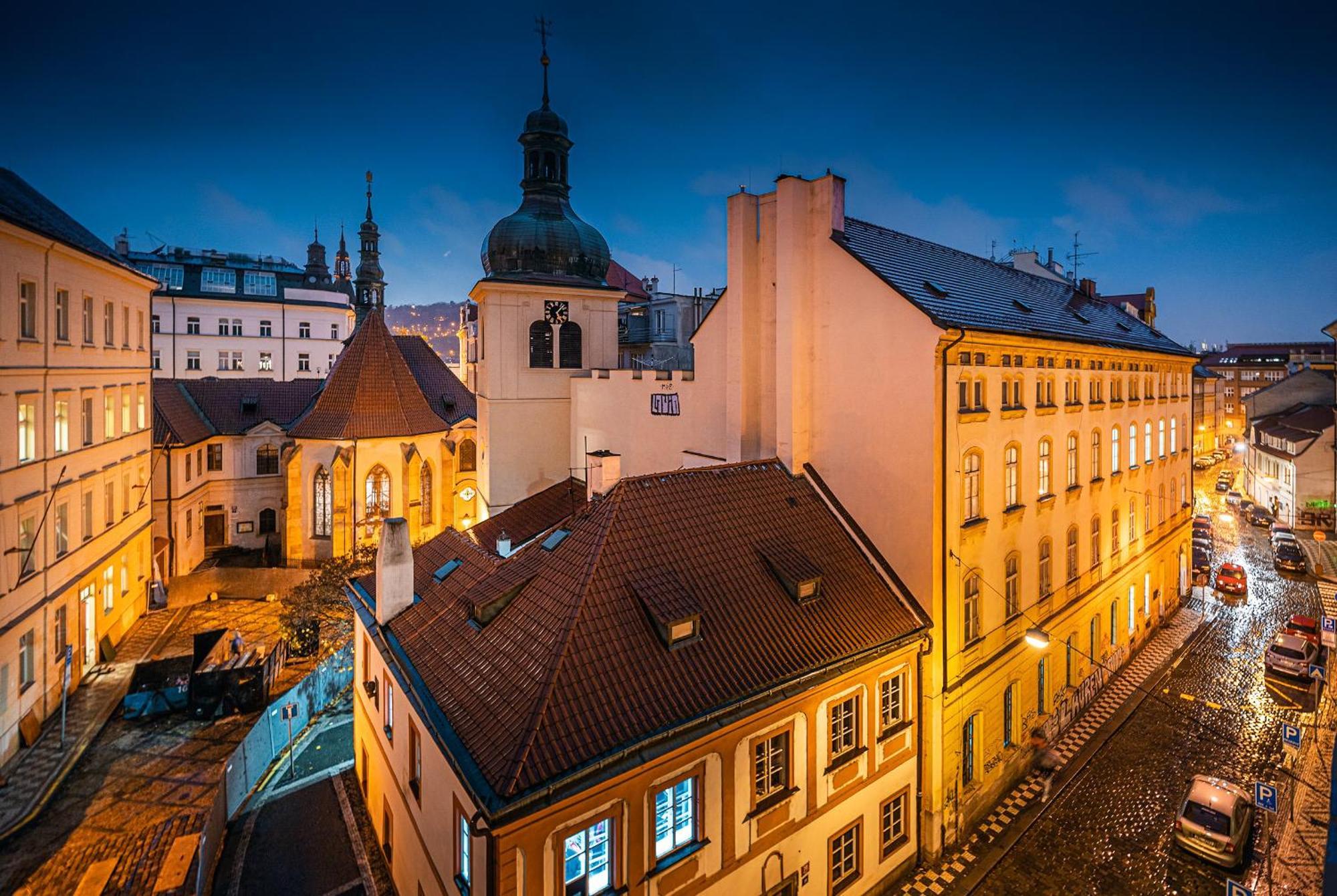 Centrum Pstrossova Apartmán *